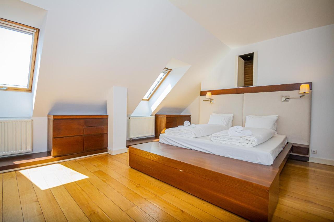 Luxury Apartment With Balcony In Downtown Budapeste Exterior foto