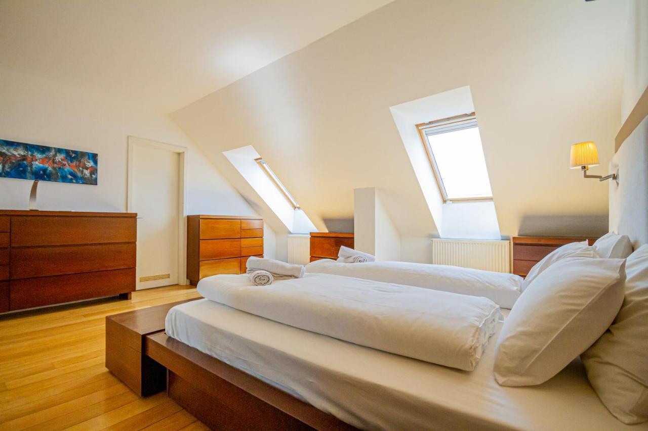 Luxury Apartment With Balcony In Downtown Budapeste Exterior foto